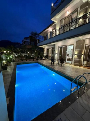 Arra Villa with Indoor Games